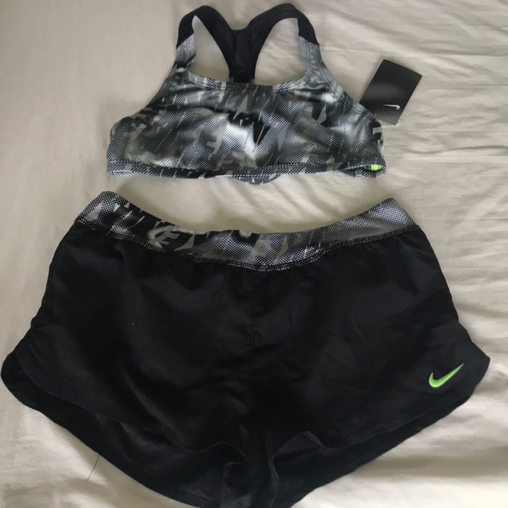 Nike Kids  swim suit (sport top) 16 Kids